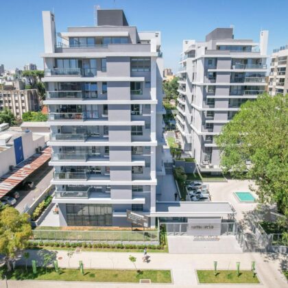 Imagem do imovel Apartamento espaçoso na Av. Iguaçu –141m² privativos para viver com conforto e estilo!